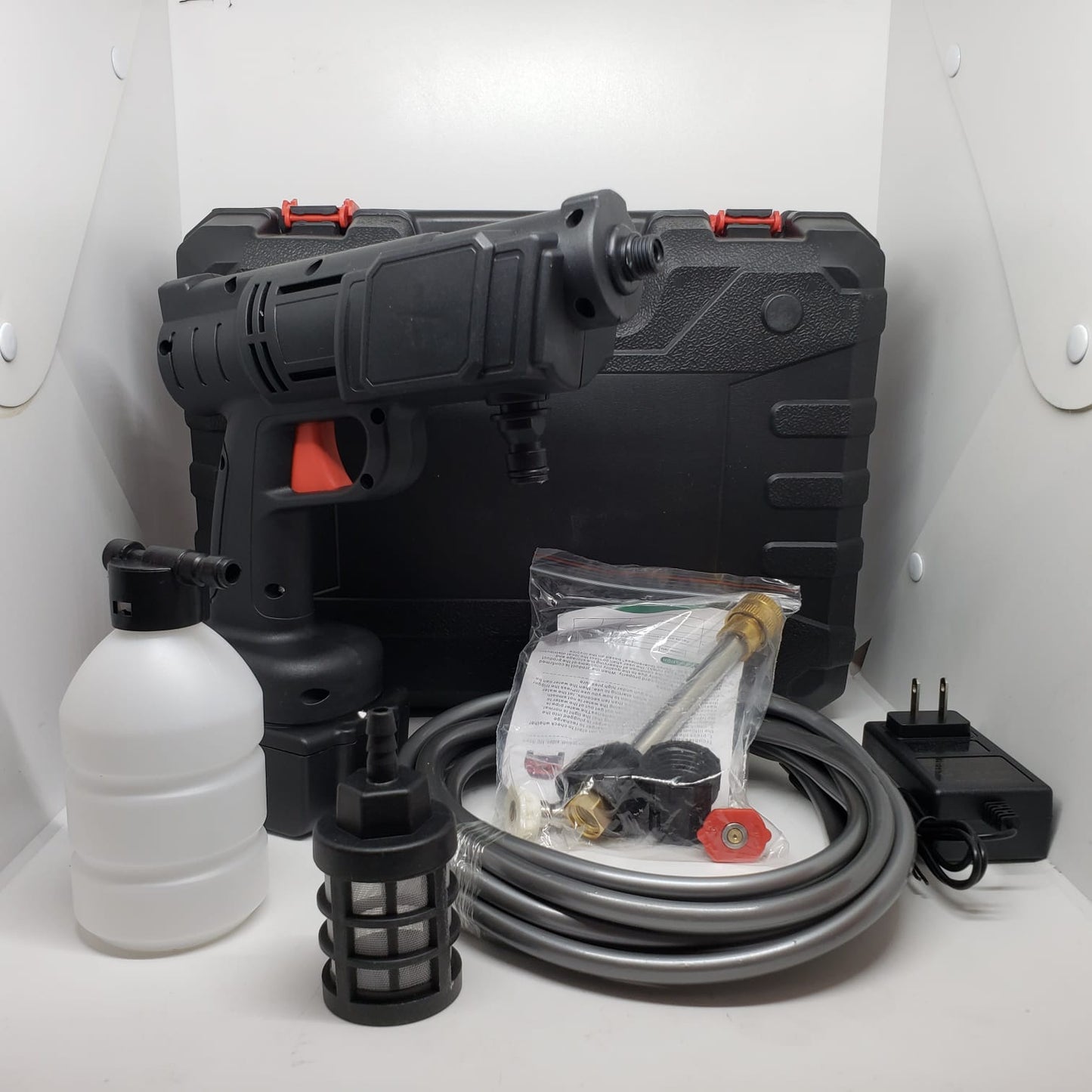HIDROLAVADORA PORTATIL RECARGABLE [MLS05]